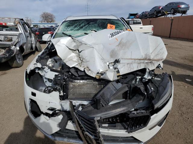 VOLVO XC60 B5 IN 2022 VIN YV4L12DL5N1050482