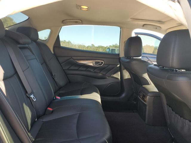 Фото 10 - INFINITI Q70