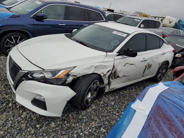 Фото 1 - NISSAN ALTIMA