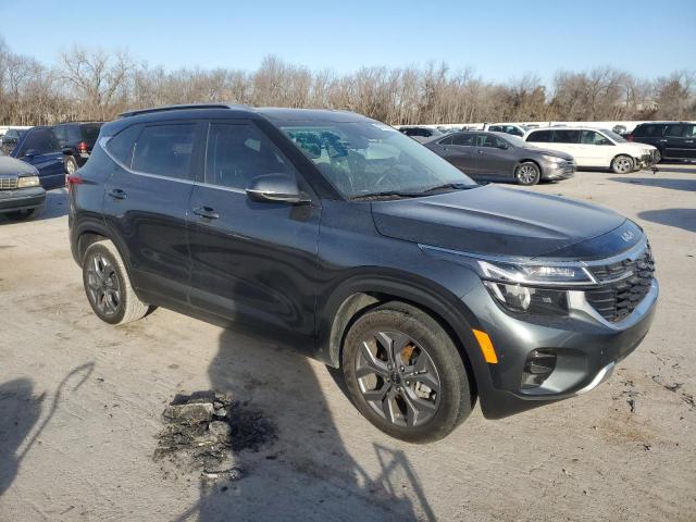 Фото 4 - KIA SELTOS