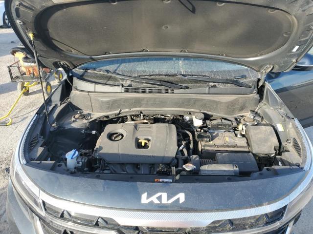 Фото 12 - KIA SELTOS