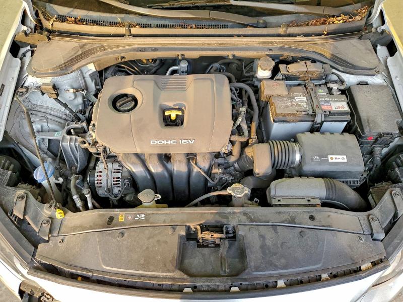 Фото 11 - HYUNDAI ELANTRA