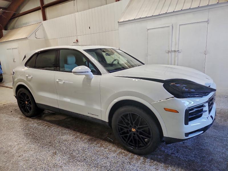 Фото 4 - PORSCHE CAYENNE