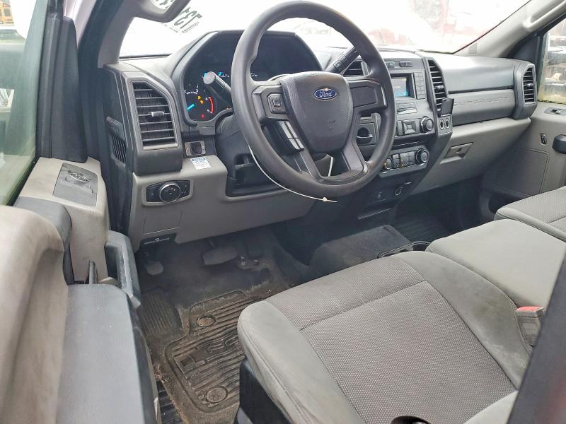 Фото 8 - FORD F550