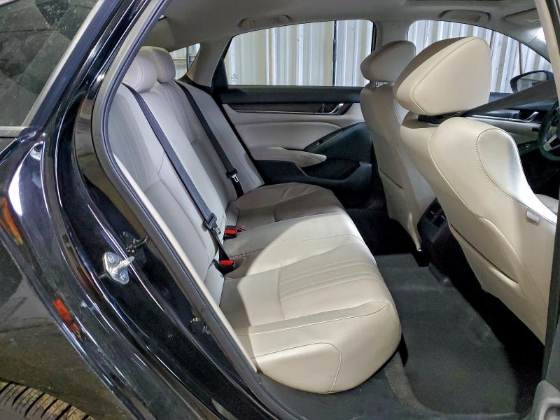 Фото 10 - HONDA ACCORD