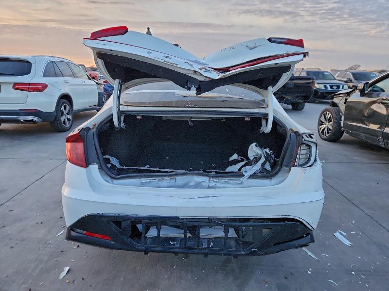 Фото 6 - HYUNDAI SONATA