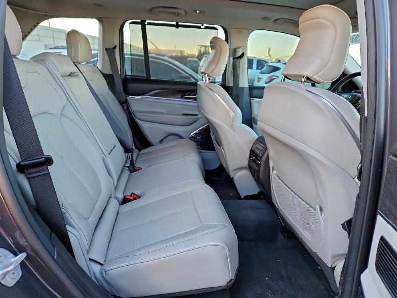 Фото 11 - JEEP GRAND CHER