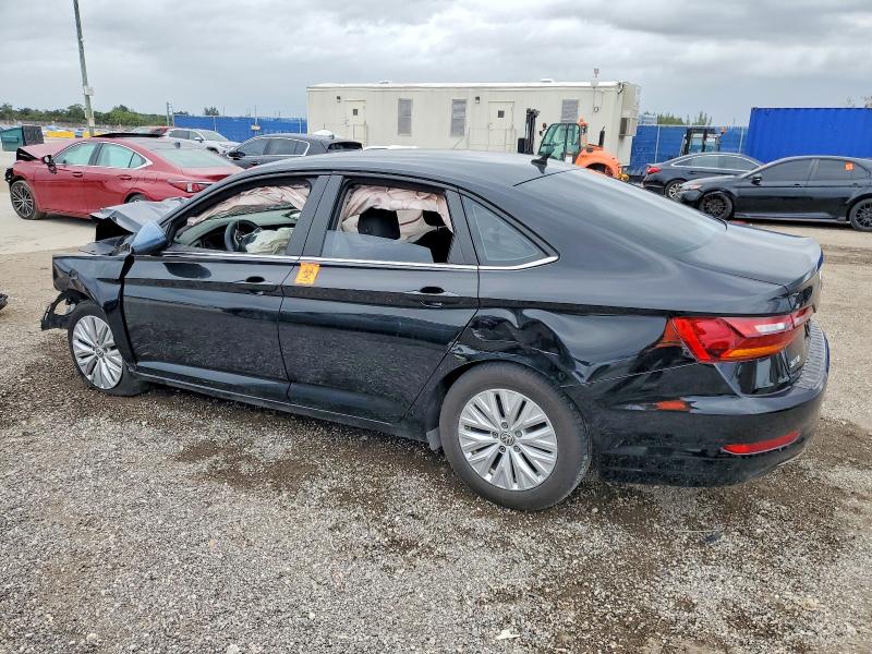 Фото 2 - VOLKSWAGEN JETTA