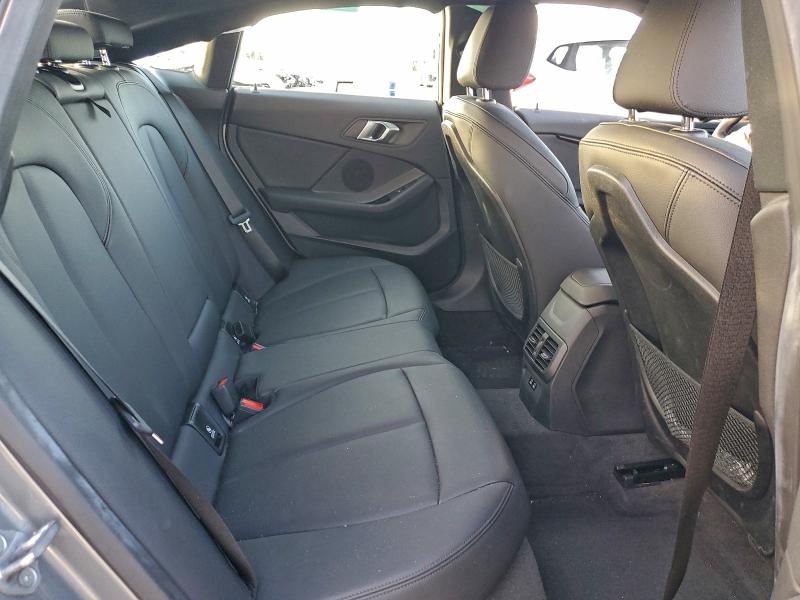 Фото 10 - BMW 2 SERIES