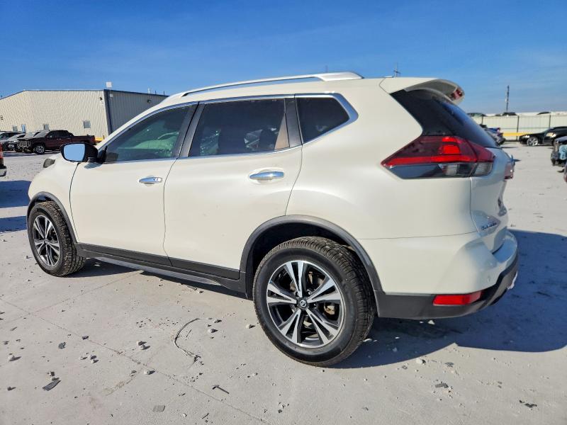 Фото 2 - NISSAN ROGUE