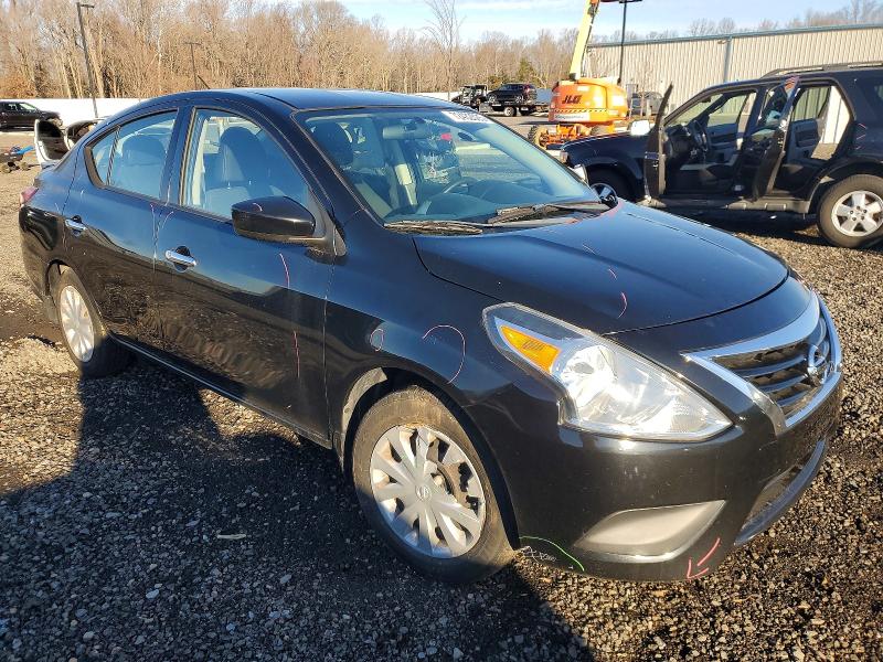 Фото 4 - NISSAN VERSA