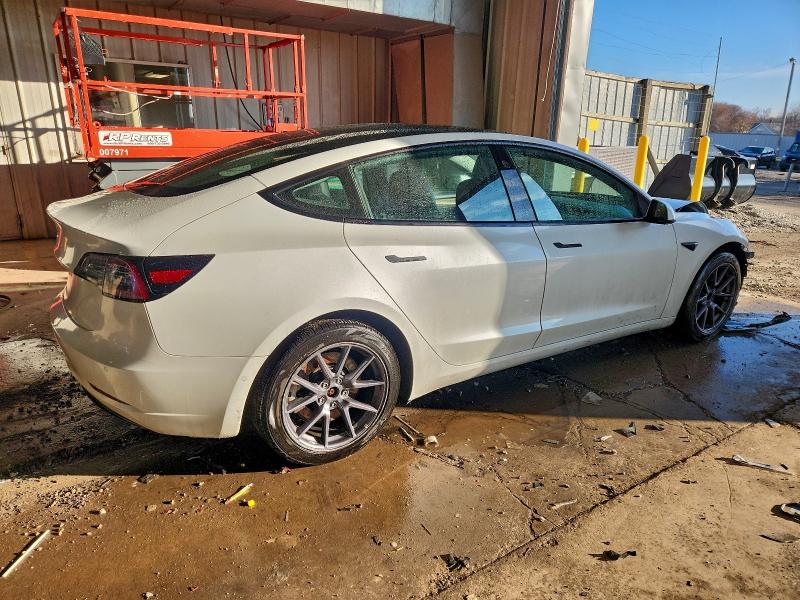 Фото 3 - TESLA MODEL 3