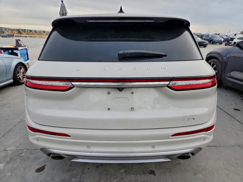 Фото 6 - LINCOLN CORSAIR