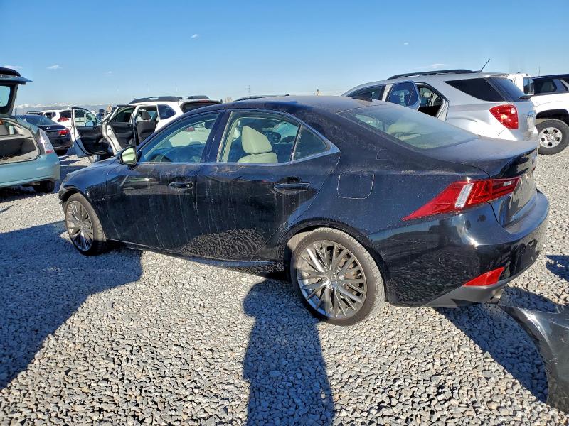 Фото 2 - LEXUS IS