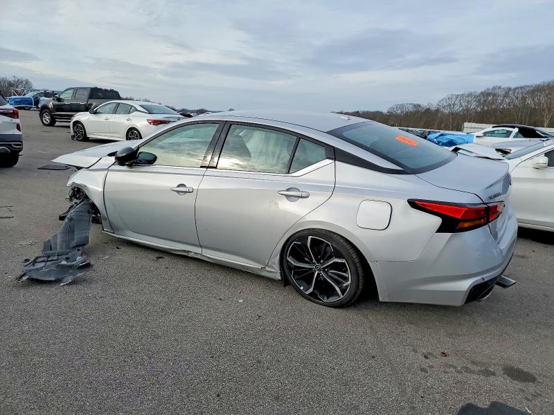 Фото 2 - NISSAN ALTIMA