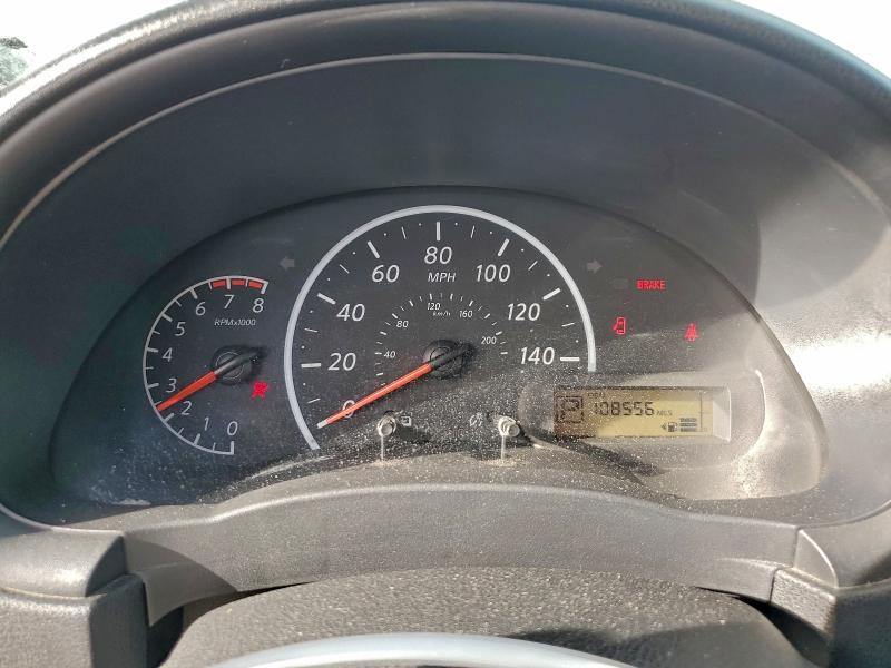 Фото 9 - NISSAN VERSA