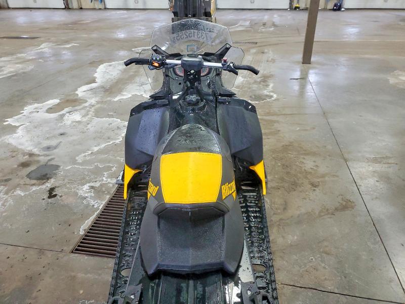 Фото 5 - SKI-DOO SNOWMOBILE
