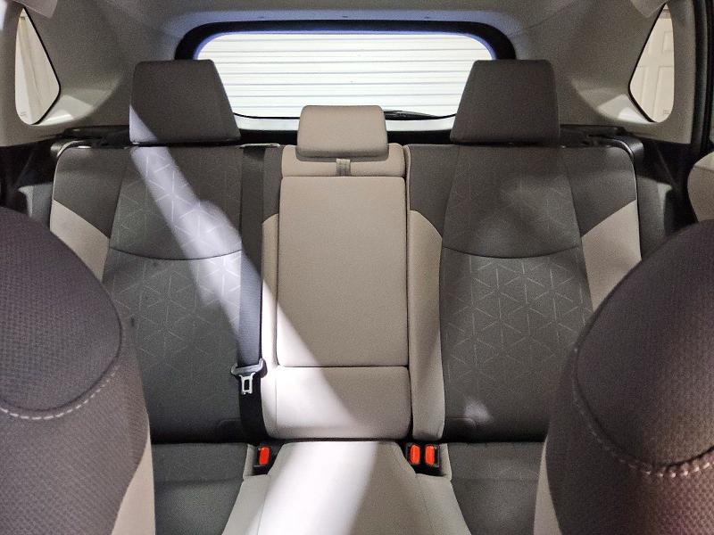 Фото 10 - TOYOTA RAV4