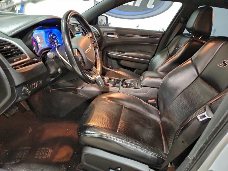 Фото 7 - CHRYSLER 300