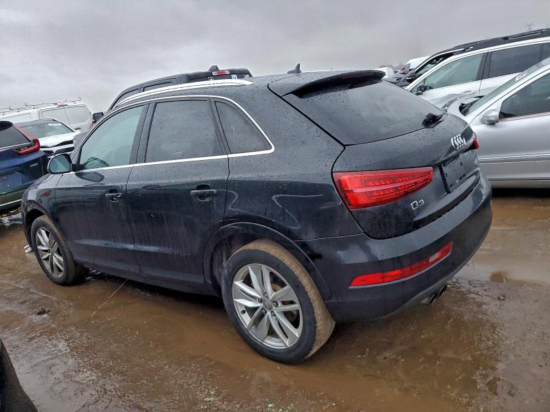 Фото 2 - AUDI Q3