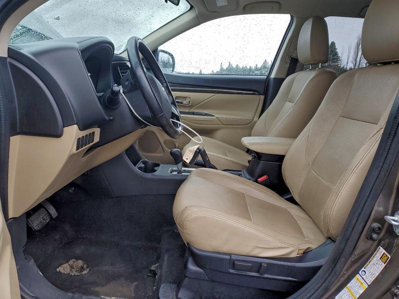 Фото 7 - MITSUBISHI OUTLANDER