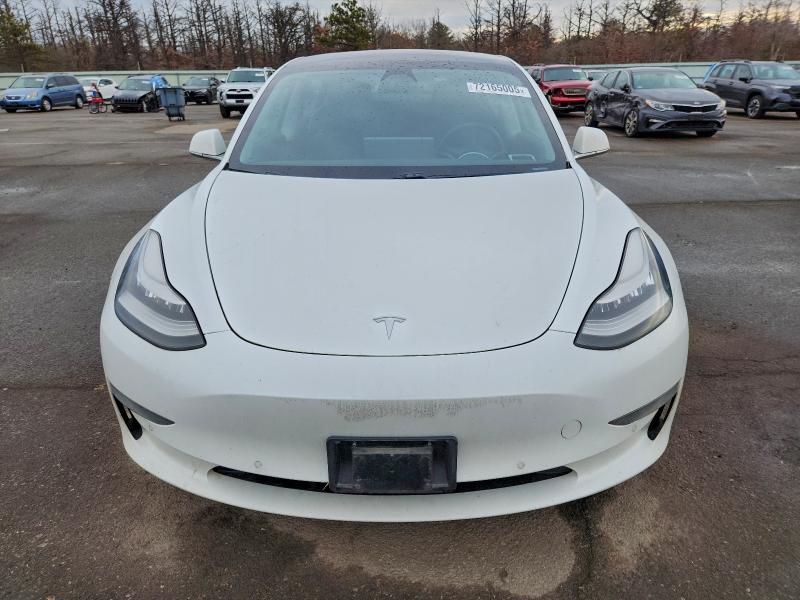 Фото 5 - TESLA MODEL 3