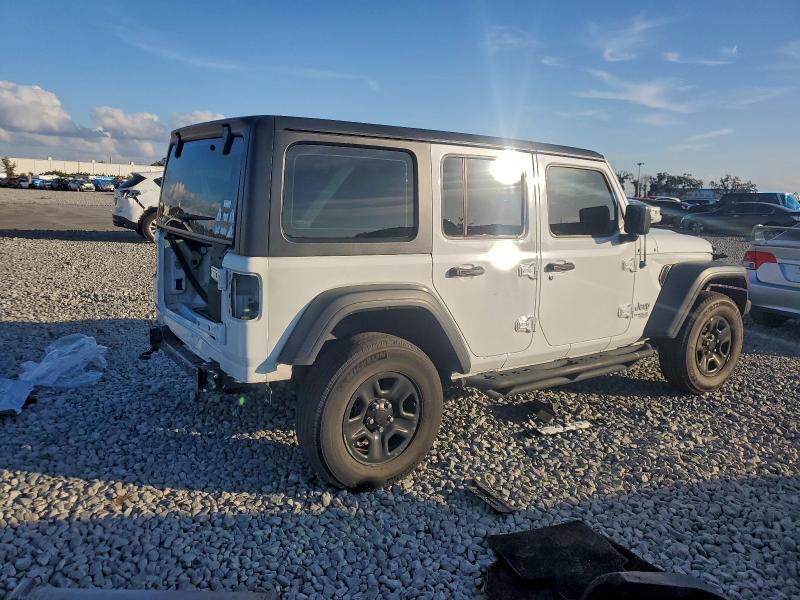 Фото 3 - JEEP WRANGLER