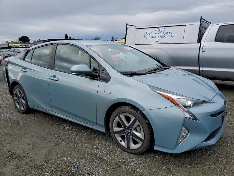 Фото 4 - TOYOTA PRIUS