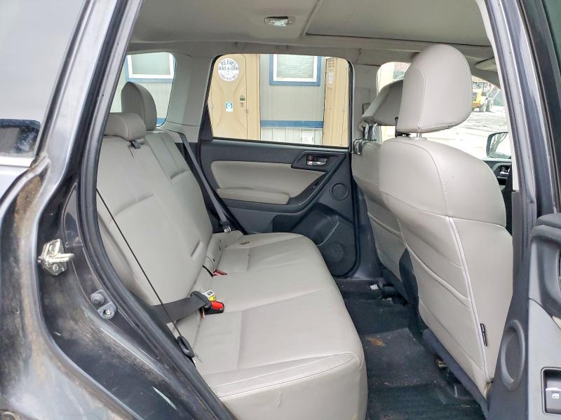 Фото 10 - SUBARU FORESTER