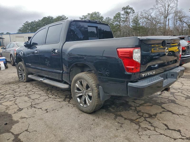 Фото 2 - NISSAN TITAN