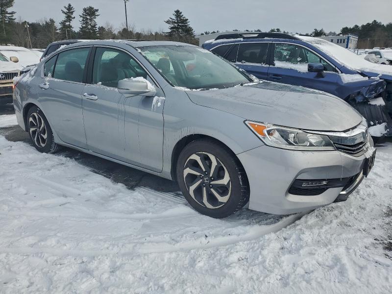 Фото 4 - HONDA ACCORD