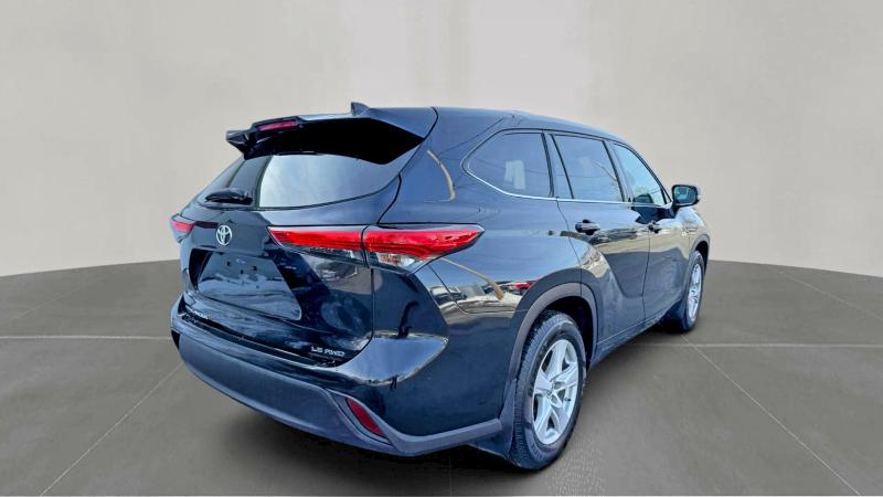 Фото 4 - TOYOTA HIGHLANDER