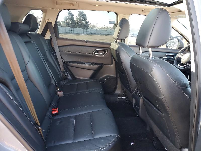 Фото 11 - NISSAN ROGUE