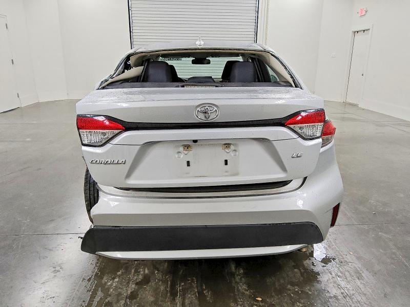 Фото 6 - TOYOTA COROLLA