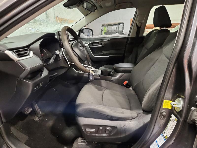 Фото 7 - TOYOTA RAV4