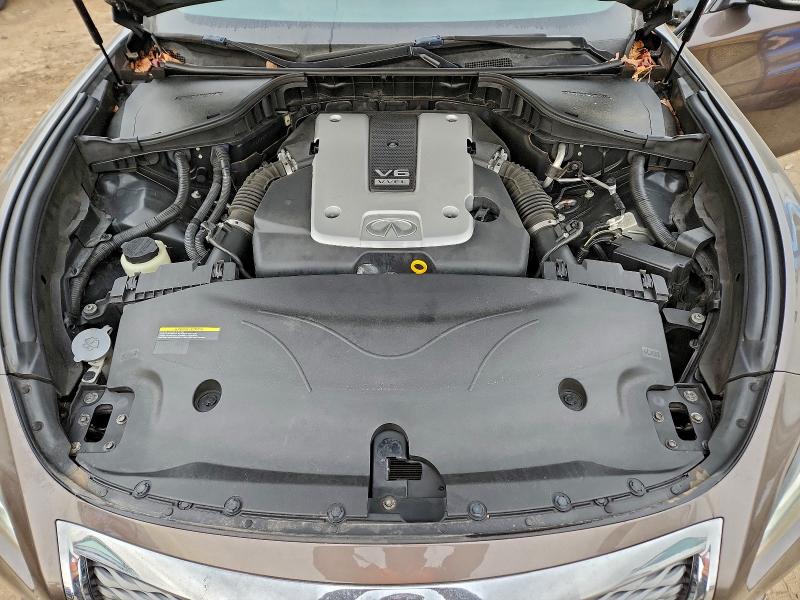 Фото 11 - INFINITI Q70