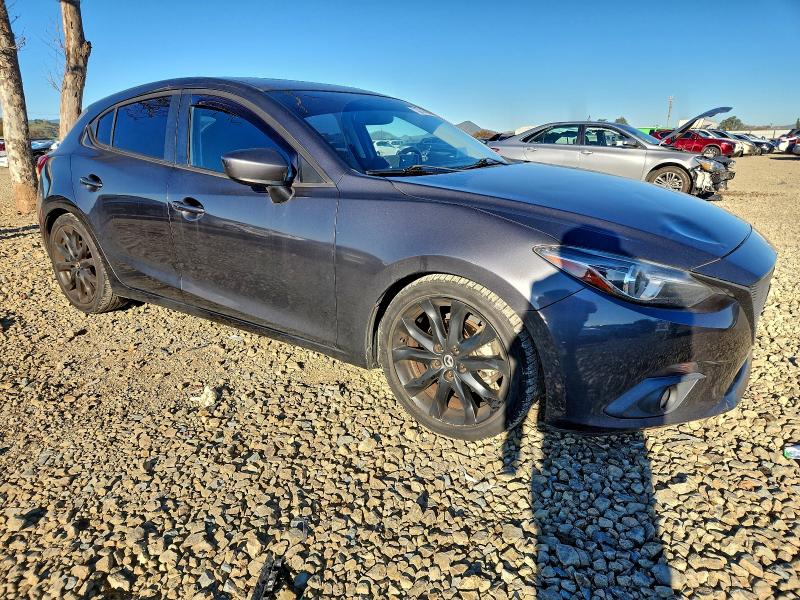 Фото 4 - MAZDA 3