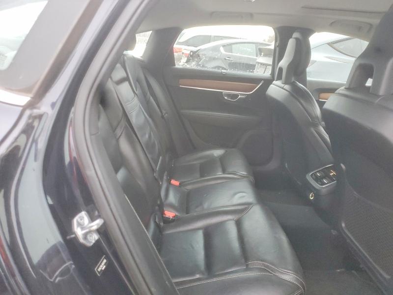 Фото 10 - VOLVO S90