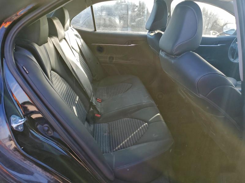 Фото 10 - TOYOTA CAMRY