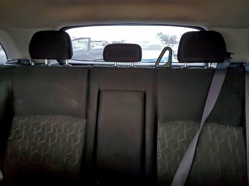 Фото 10 - MITSUBISHI OUTLANDER