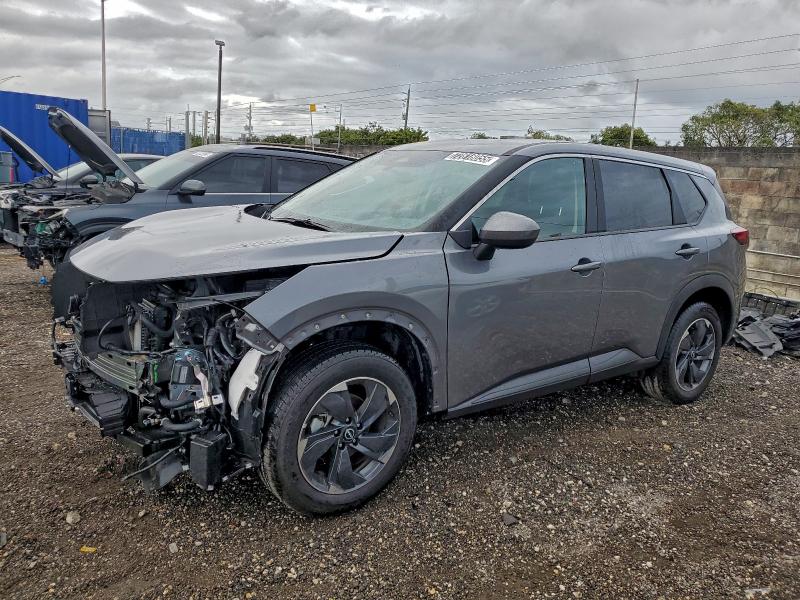 Фото 1 - NISSAN ROGUE