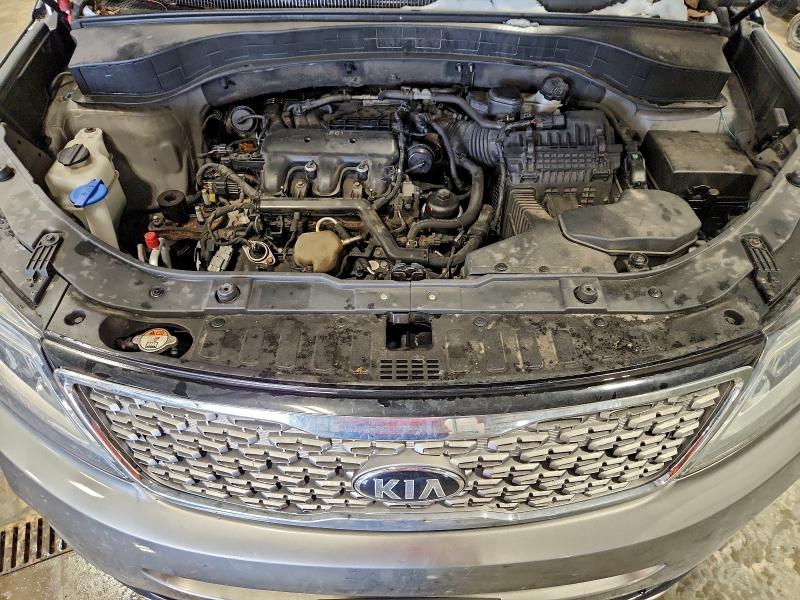Фото 11 - KIA SORENTO