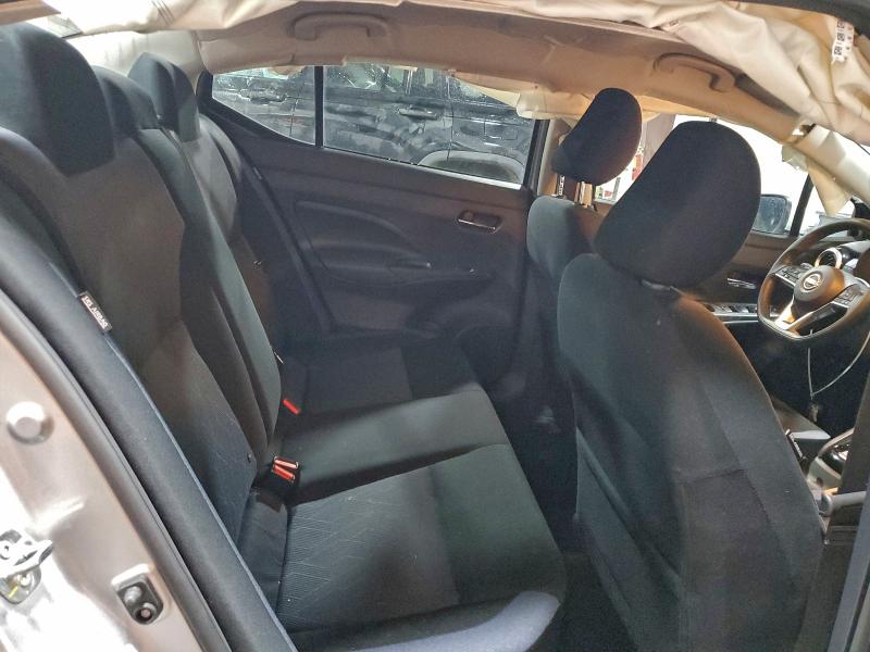 Фото 10 - NISSAN VERSA