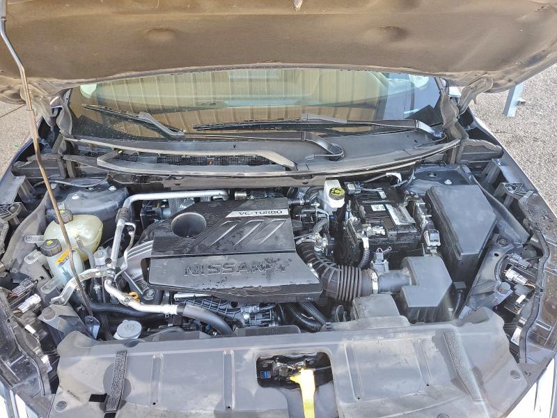 Фото 12 - NISSAN ROGUE