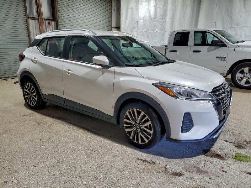 Фото 4 - NISSAN KICKS