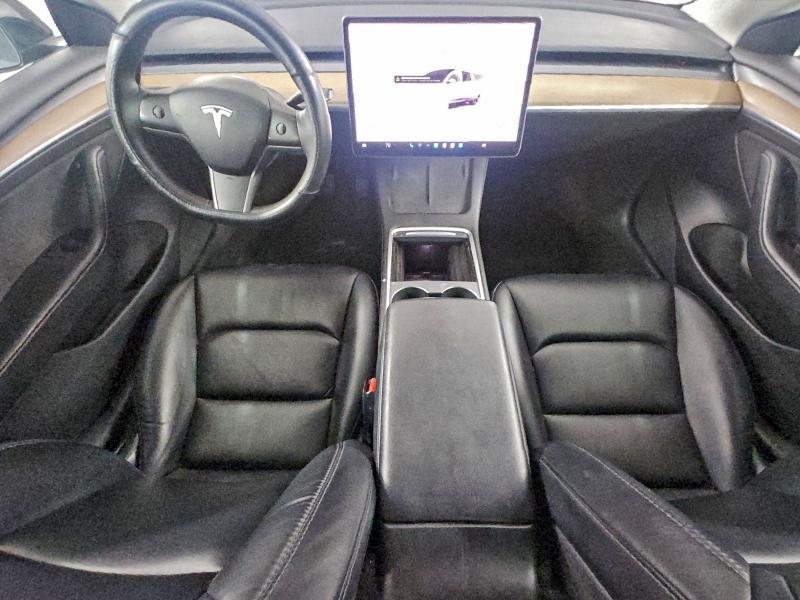 Фото 8 - TESLA MODEL 3