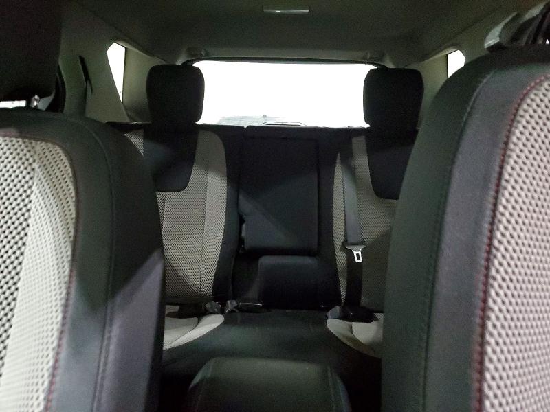 Фото 10 - CHEVROLET EQUINOX