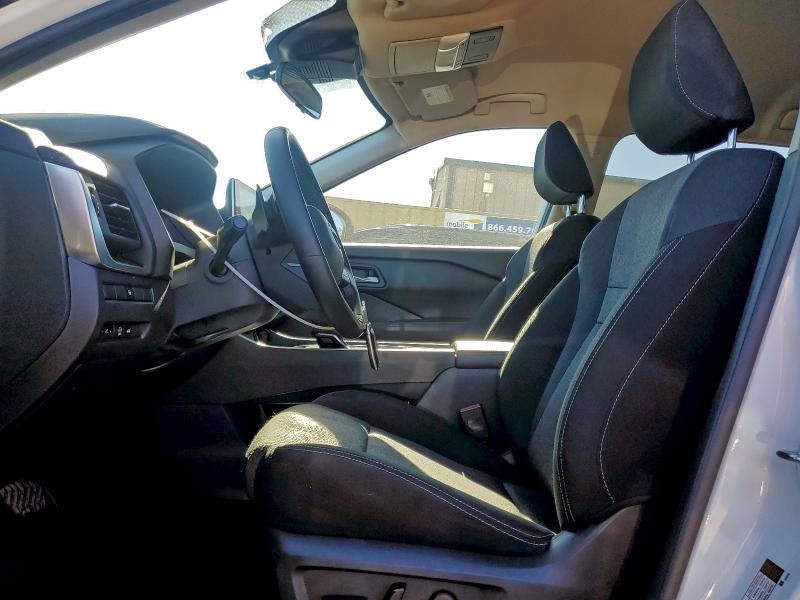 Фото 7 - NISSAN ROGUE