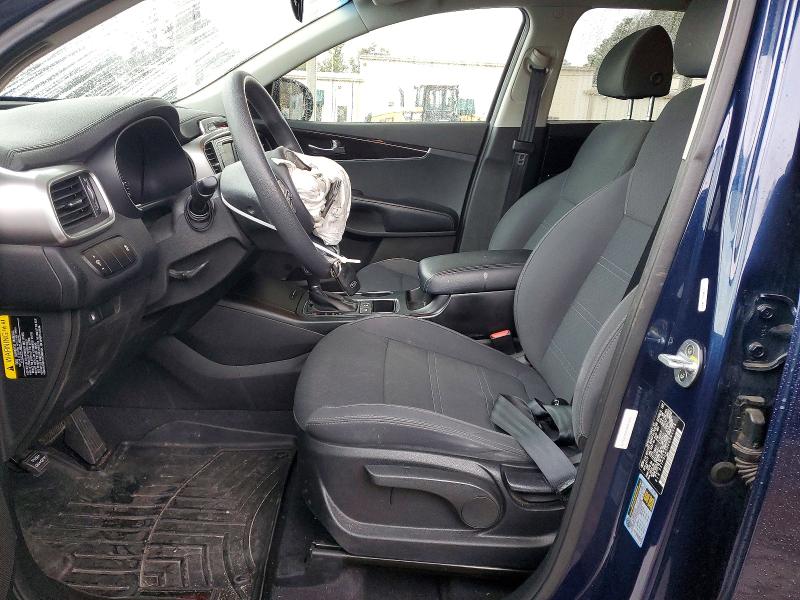 Фото 7 - KIA SORENTO