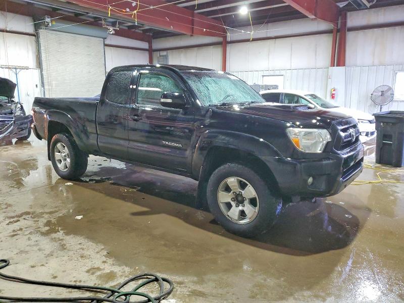 Фото 4 - TOYOTA TACOMA